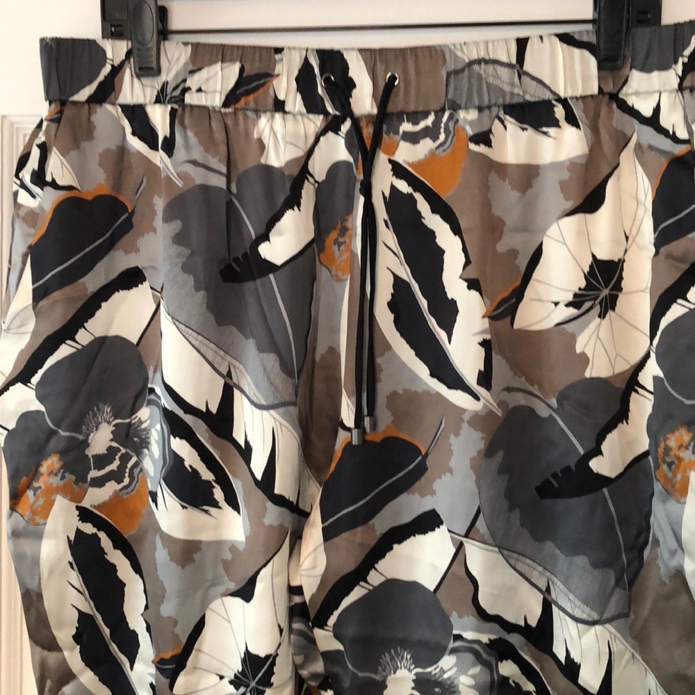 NWT. Fabiana Fillippi Silk drawstring pants